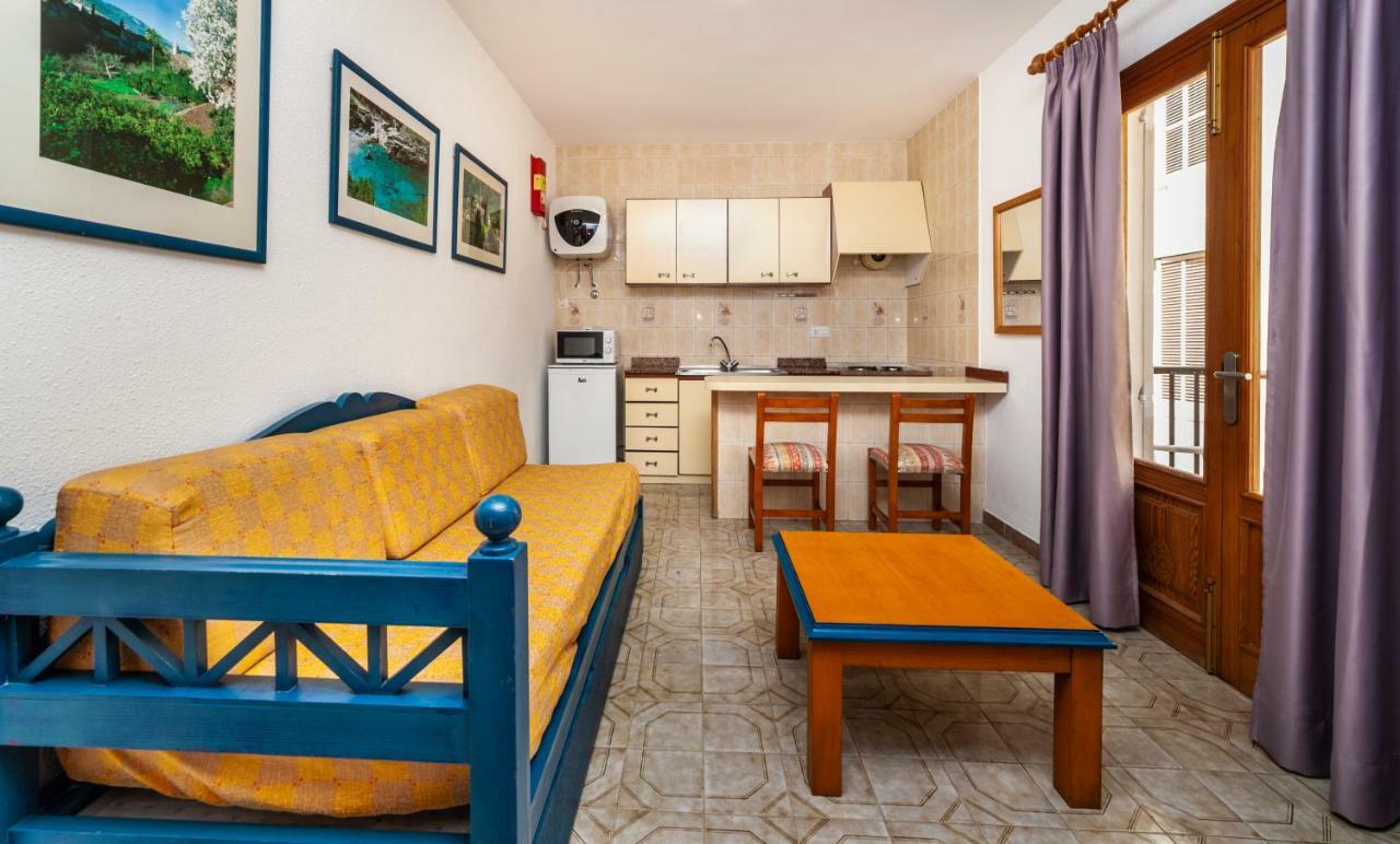 Charlys Picafort Apartamento *